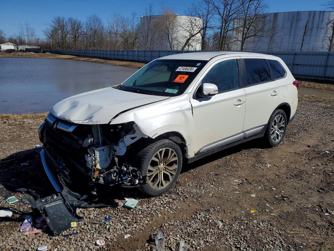 2016 MITSUBISHI OUTLANDER