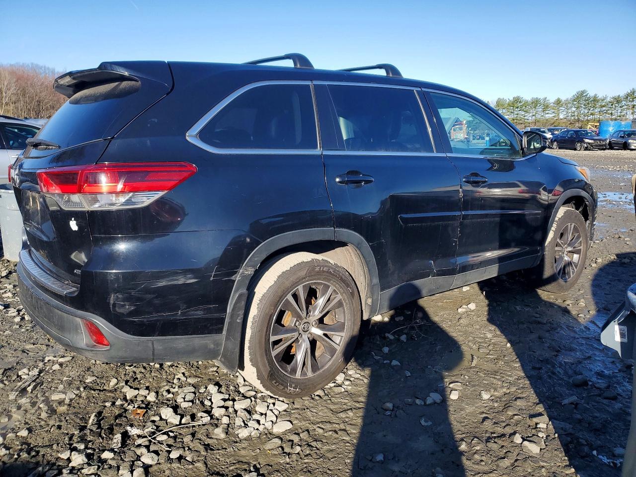 2019 TOYOTA HIGHLANDER