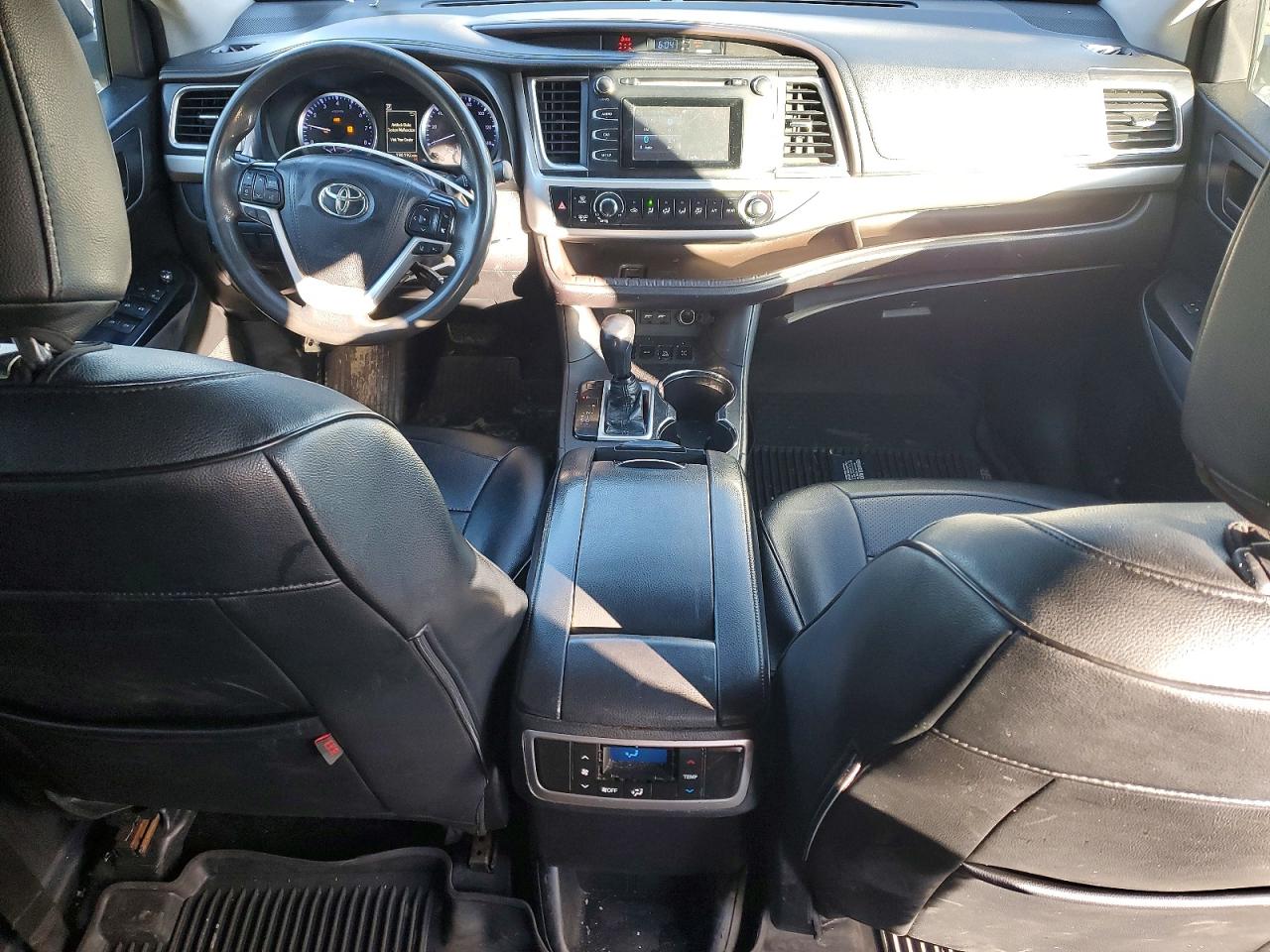 2019 TOYOTA HIGHLANDER
