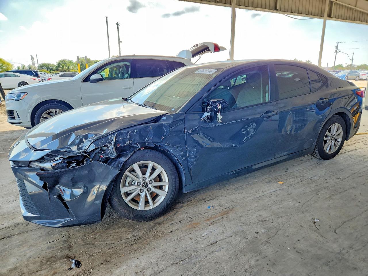 2025 TOYOTA CAMRY