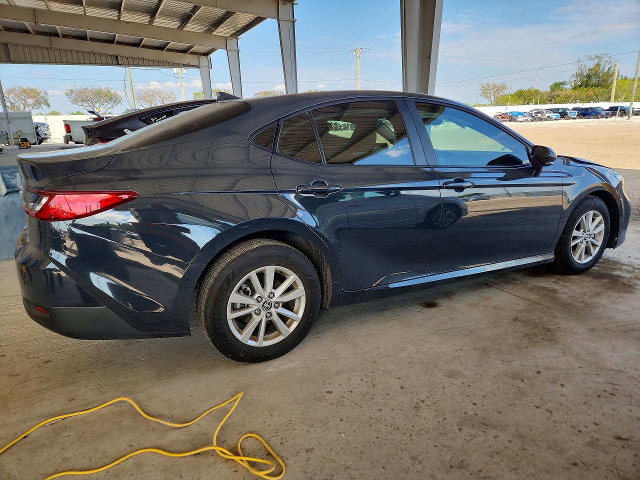 2025 TOYOTA CAMRY