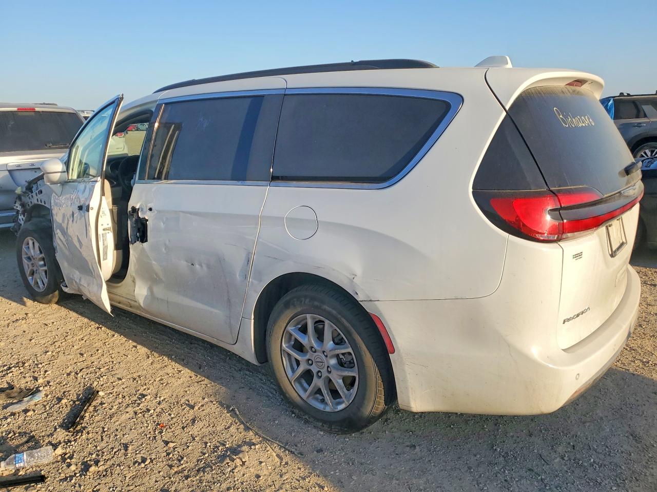 2022 CHRYSLER PACIFICA