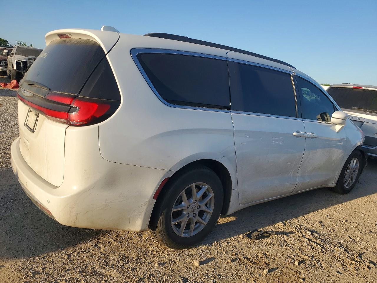 2022 CHRYSLER PACIFICA