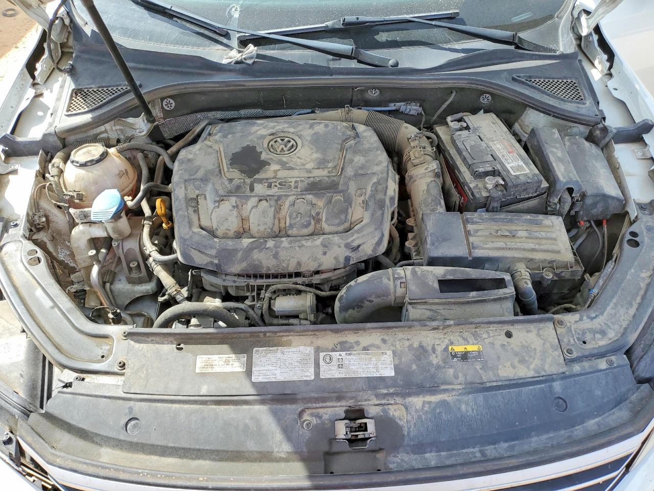 2019 VOLKSWAGEN PASSAT