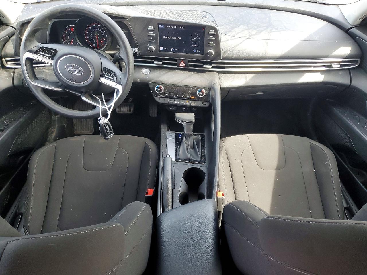 2022 HYUNDAI ELANTRA