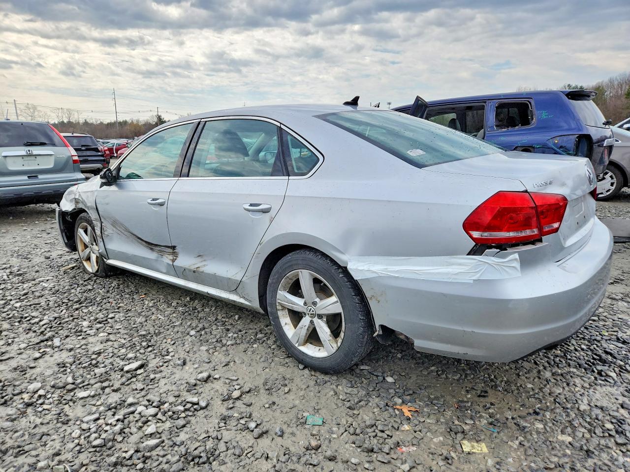 2015 VOLKSWAGEN PASSAT