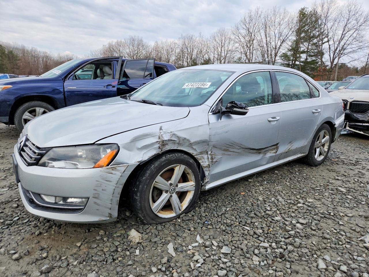 2015 VOLKSWAGEN PASSAT