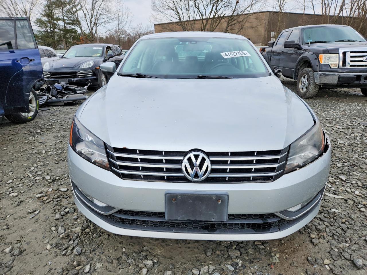 2015 VOLKSWAGEN PASSAT