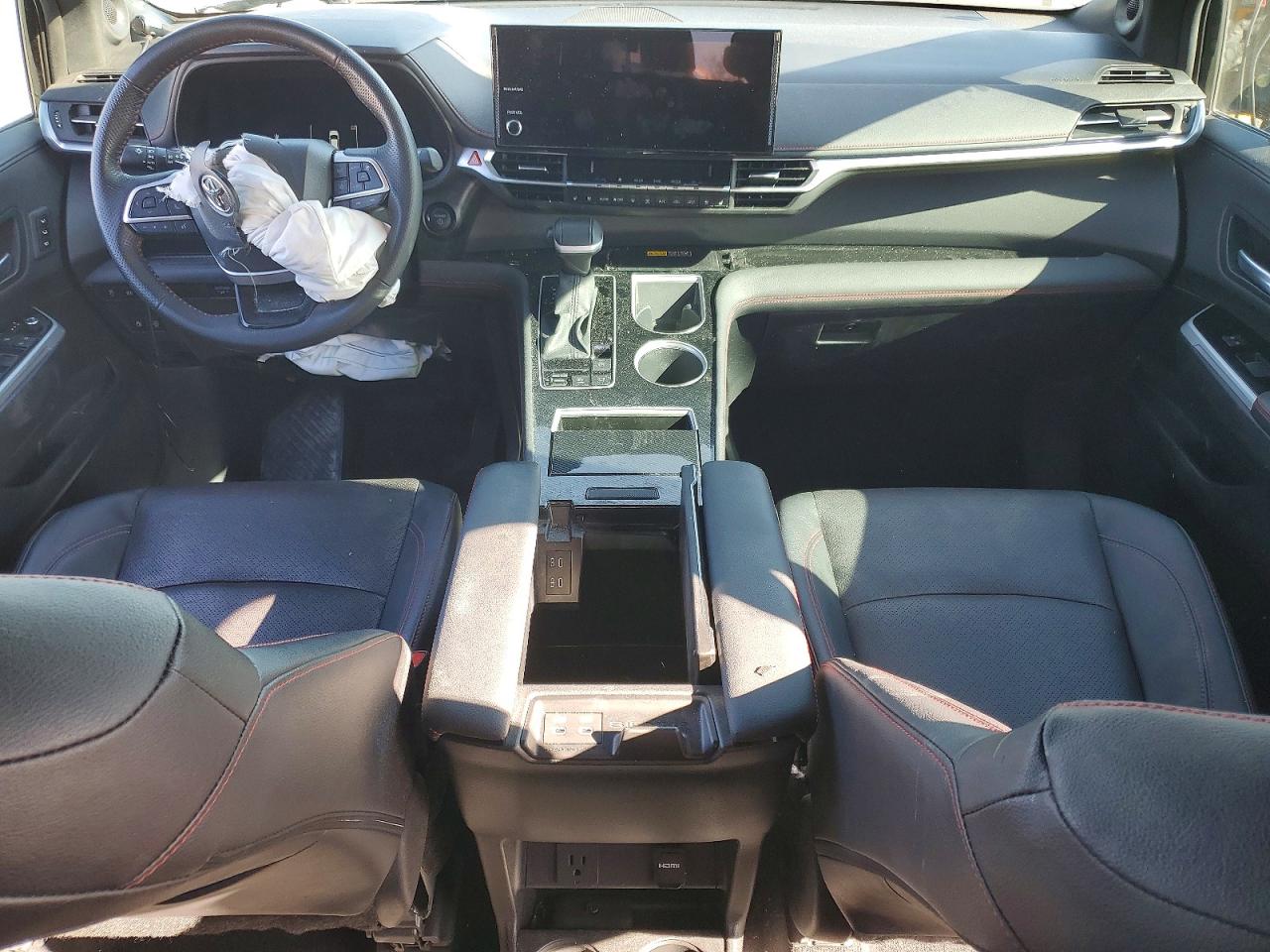2025 TOYOTA SIENNA