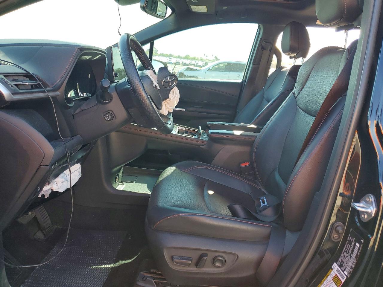 2025 TOYOTA SIENNA