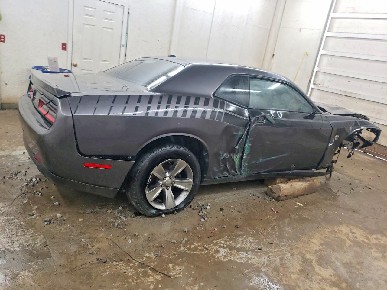 2016 DODGE CHALLENGER