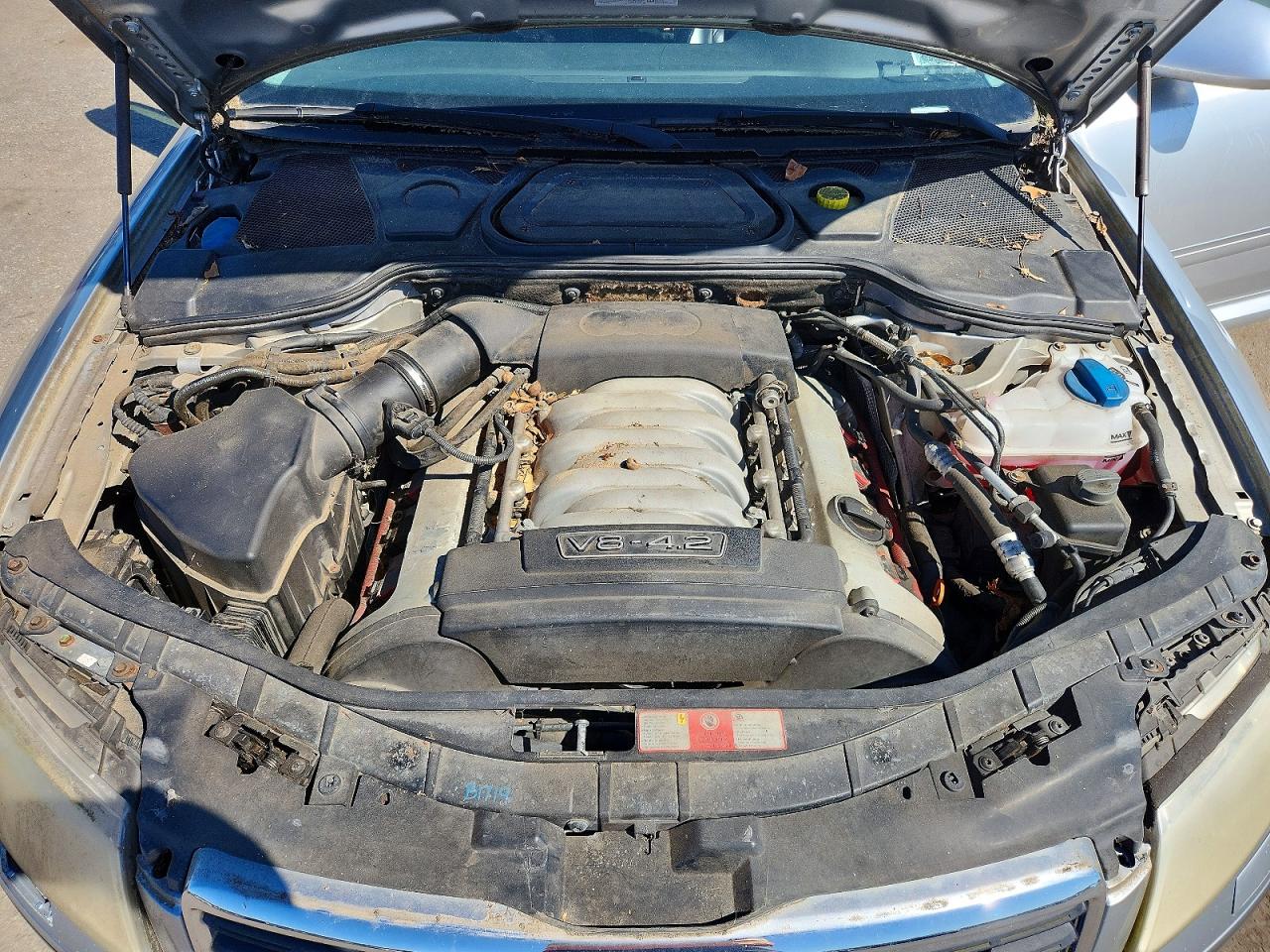 2005 AUDI A8