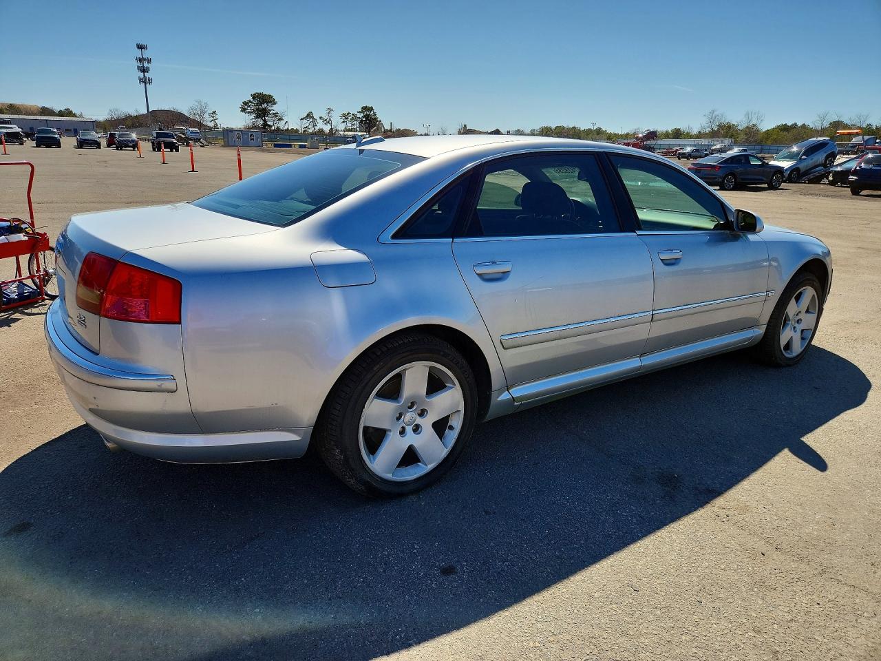 2005 AUDI A8