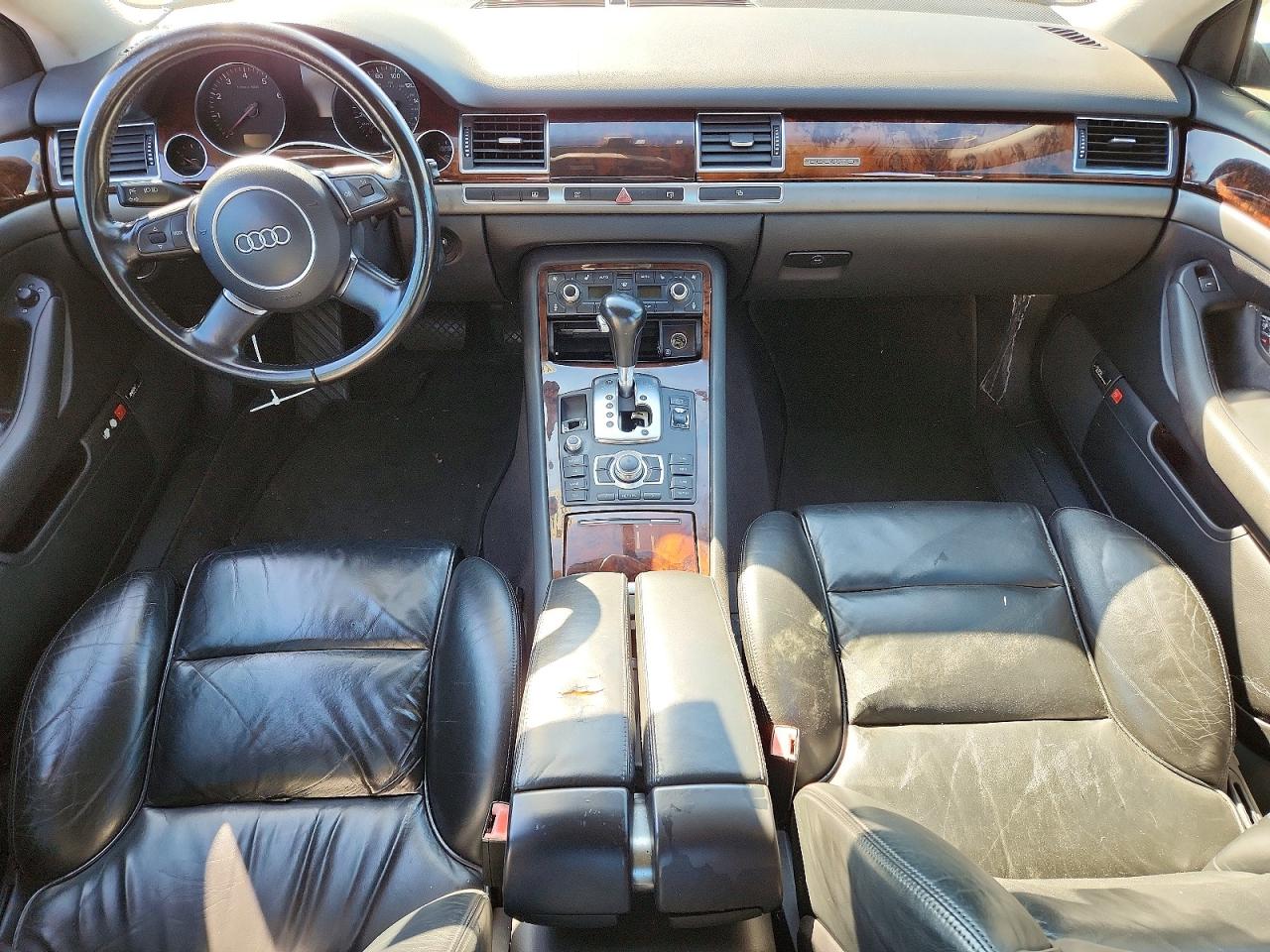 2005 AUDI A8