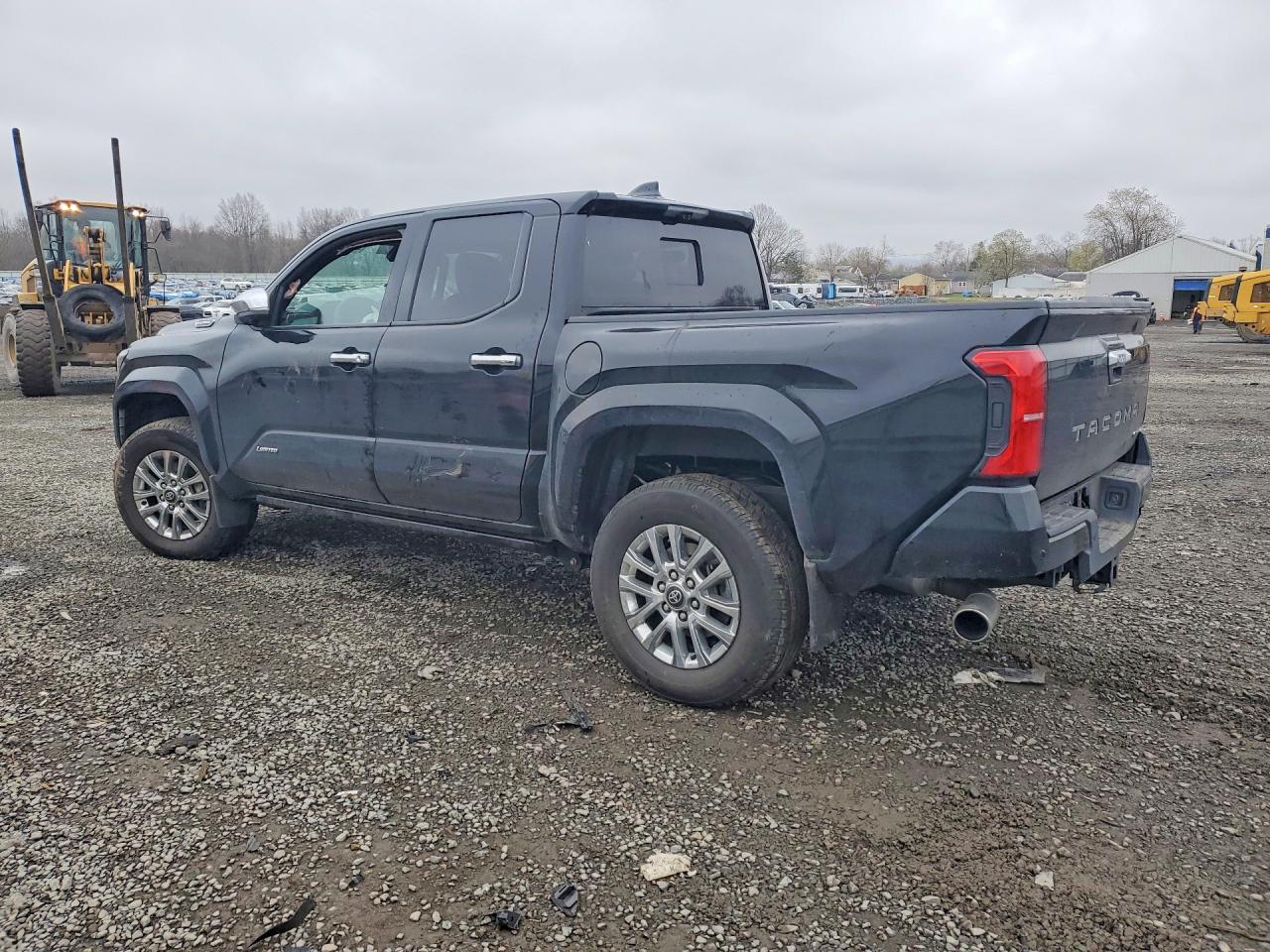 2025 TOYOTA TACOMA