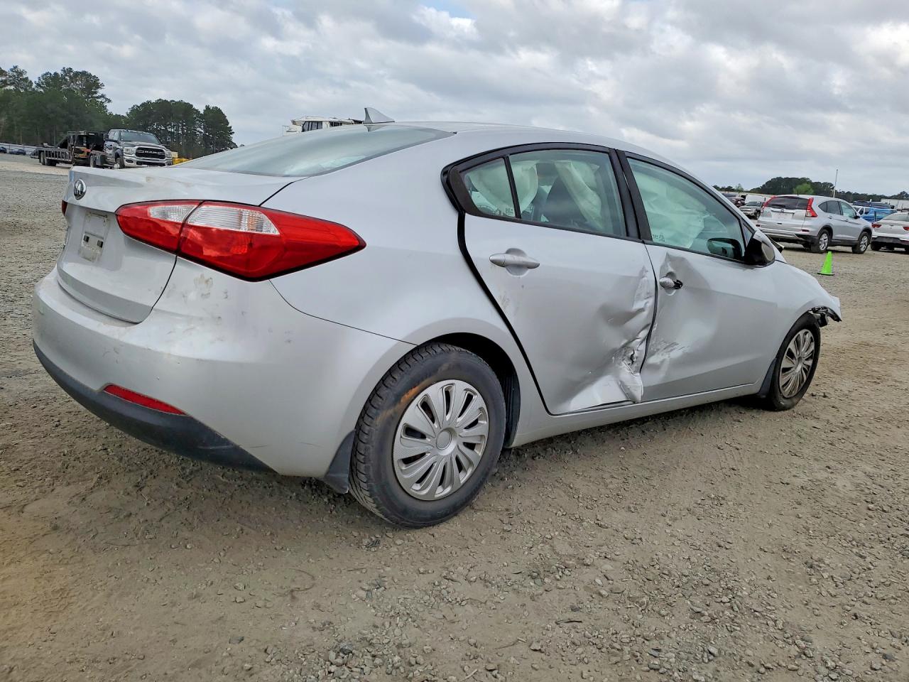 2016 KIA FORTE