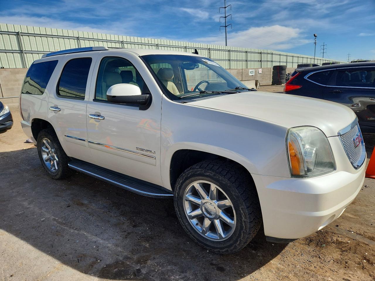 2013 GMC YUKON