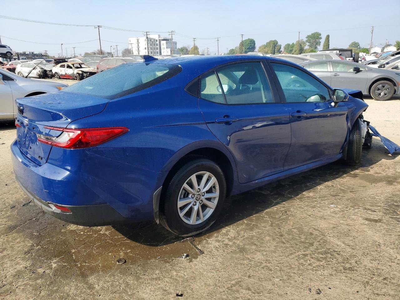 2026 TOYOTA CAMRY