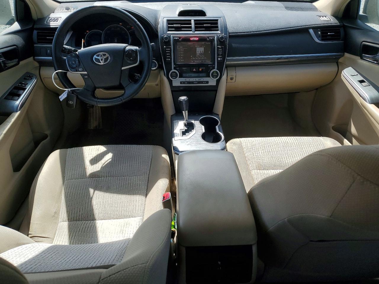 2014 TOYOTA CAMRY SOLA