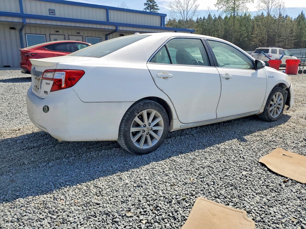 2014 TOYOTA CAMRY SOLA