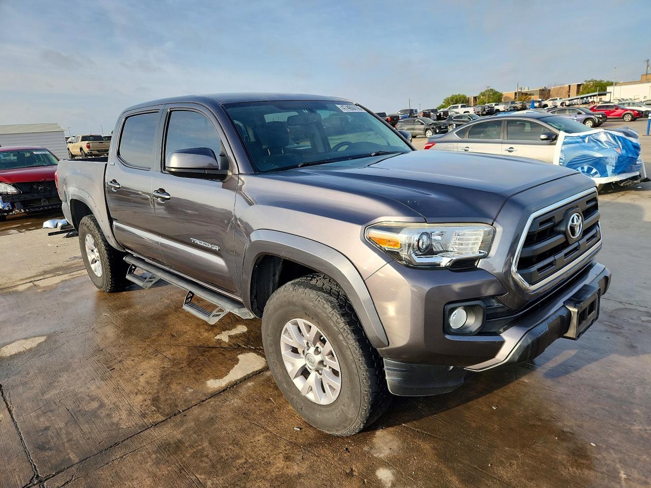 2017 TOYOTA TACOMA