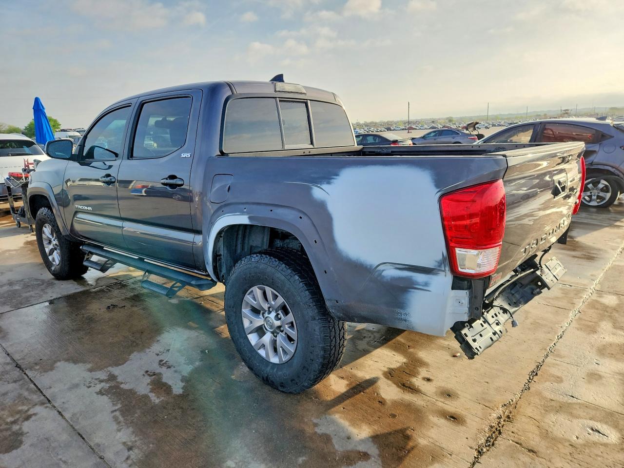 2017 TOYOTA TACOMA