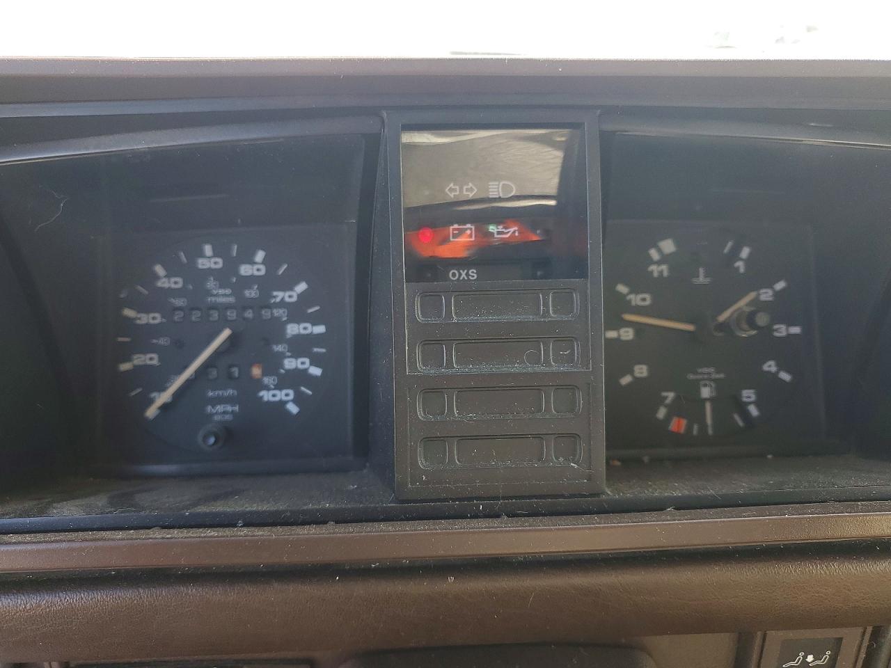 1987 VOLKSWAGEN MINIVAN
