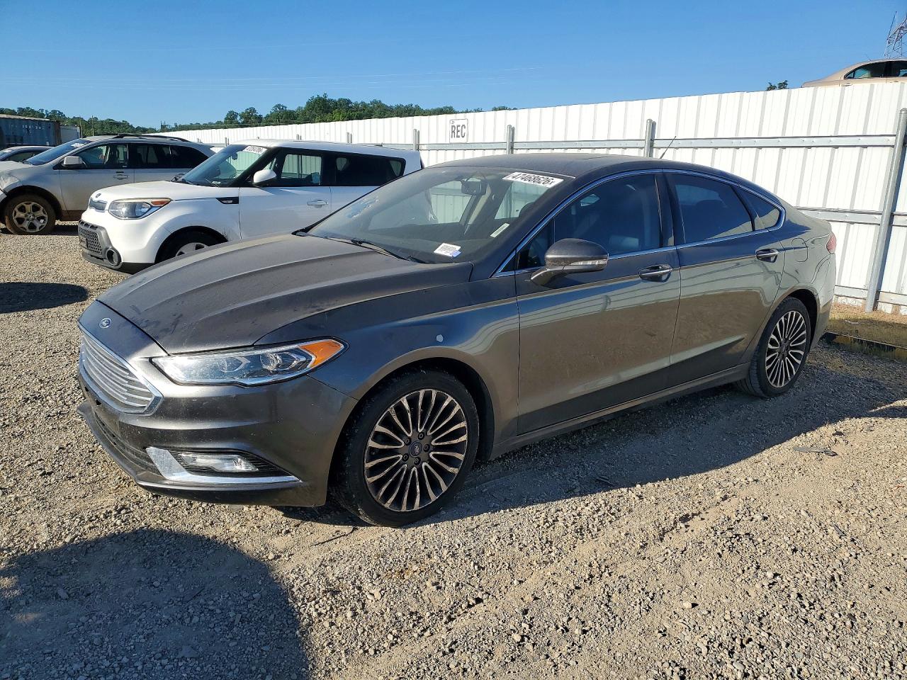 2017 FORD FUSION