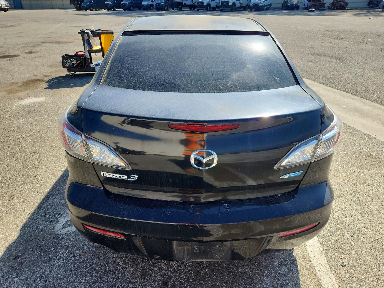 2013 MAZDA 3