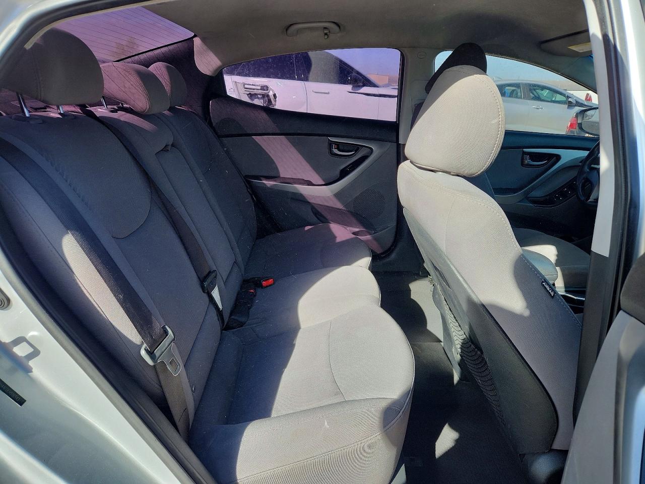 2014 HYUNDAI ELANTRA