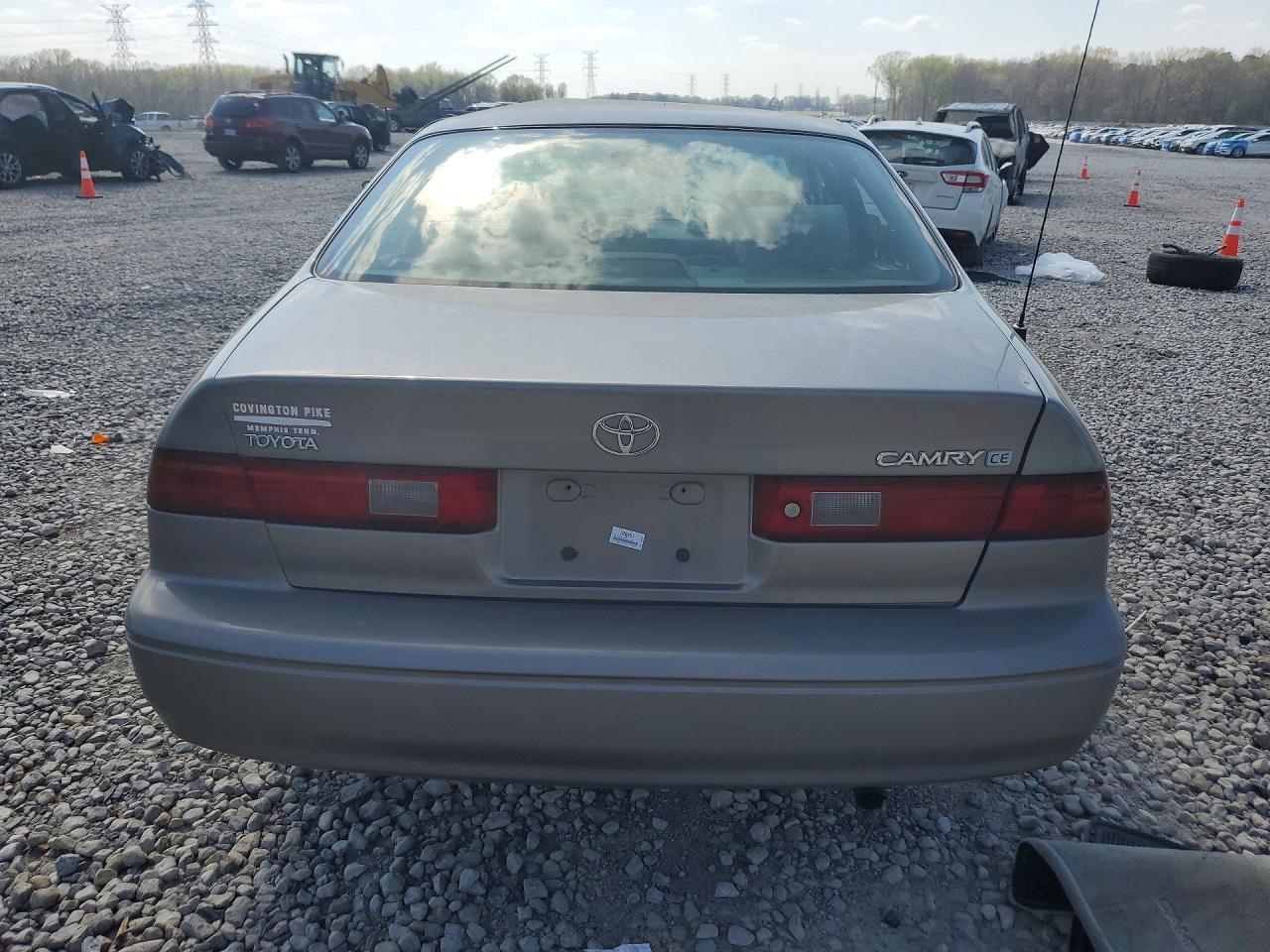 1998 TOYOTA CAMRY