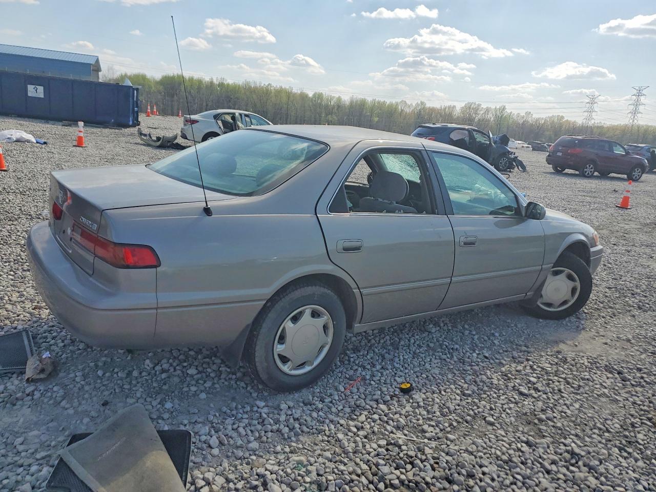 1998 TOYOTA CAMRY
