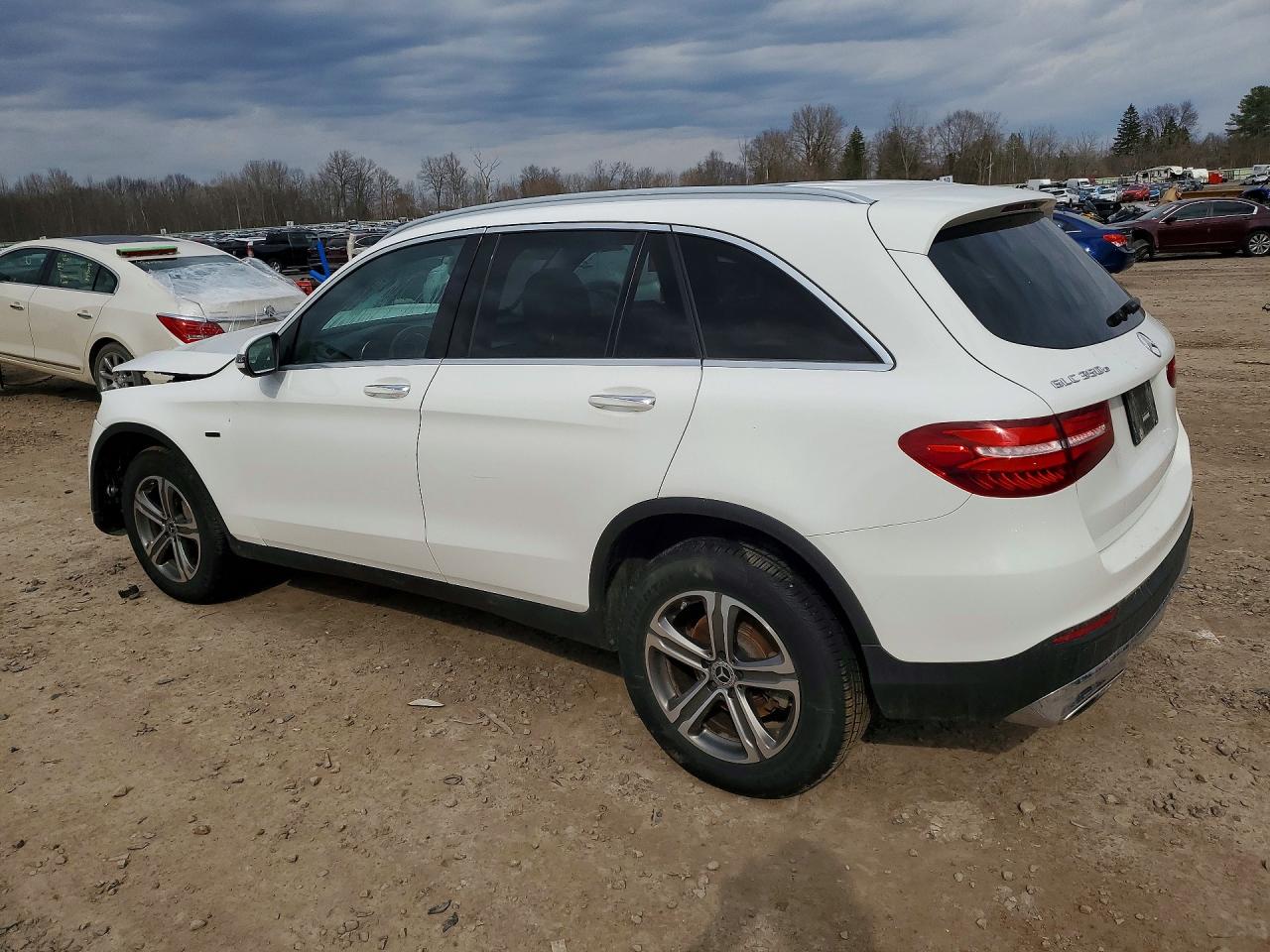 2019 MERCEDES-BENZ GLC-CLASS