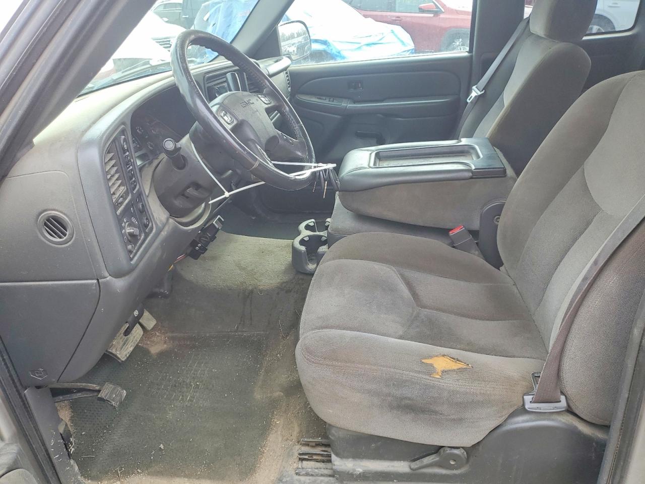 2006 GMC SIERRA