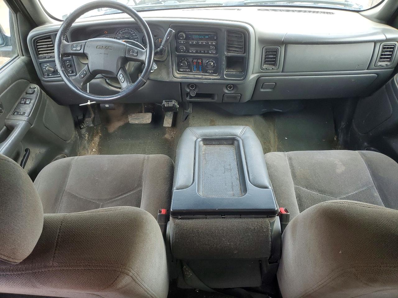 2006 GMC SIERRA