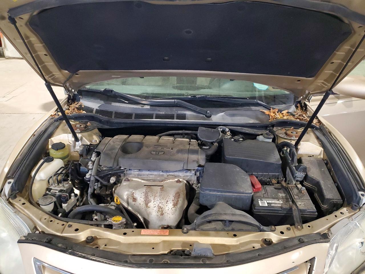 2011 TOYOTA CAMRY