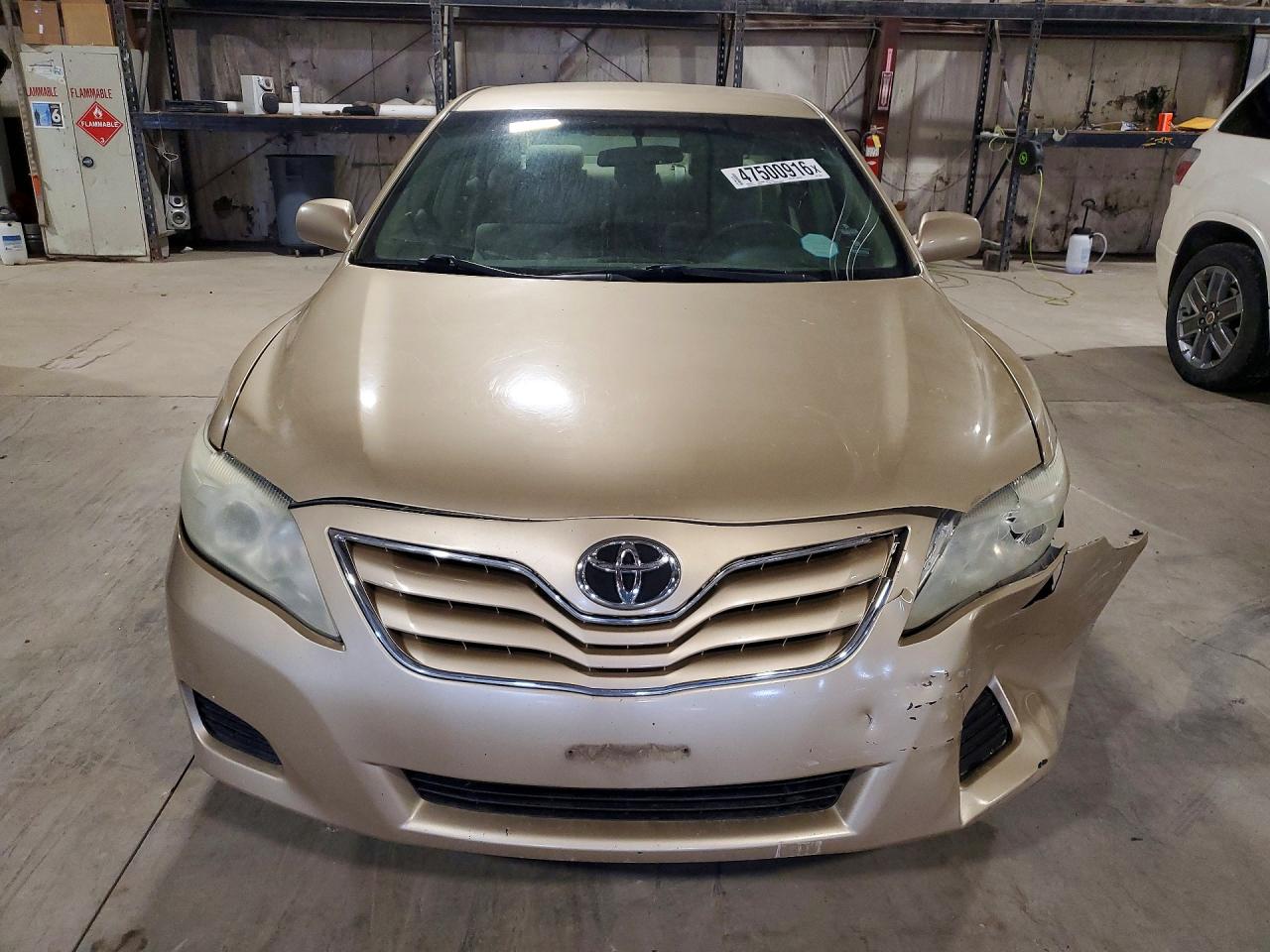 2011 TOYOTA CAMRY
