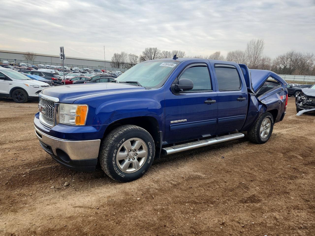 2013 GMC SIERRA