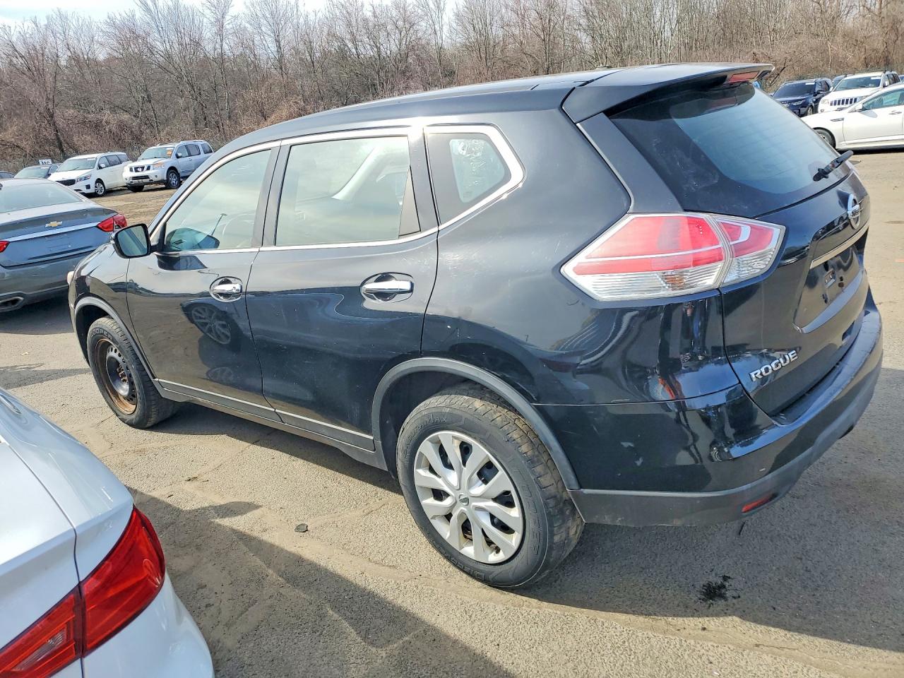 2015 NISSAN ROGUE