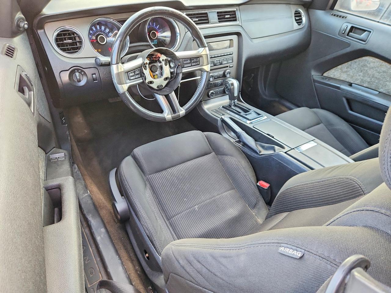 2013 FORD MUSTANG