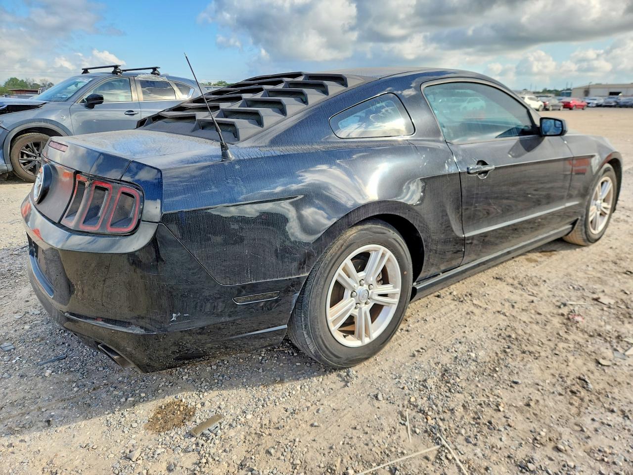 2013 FORD MUSTANG