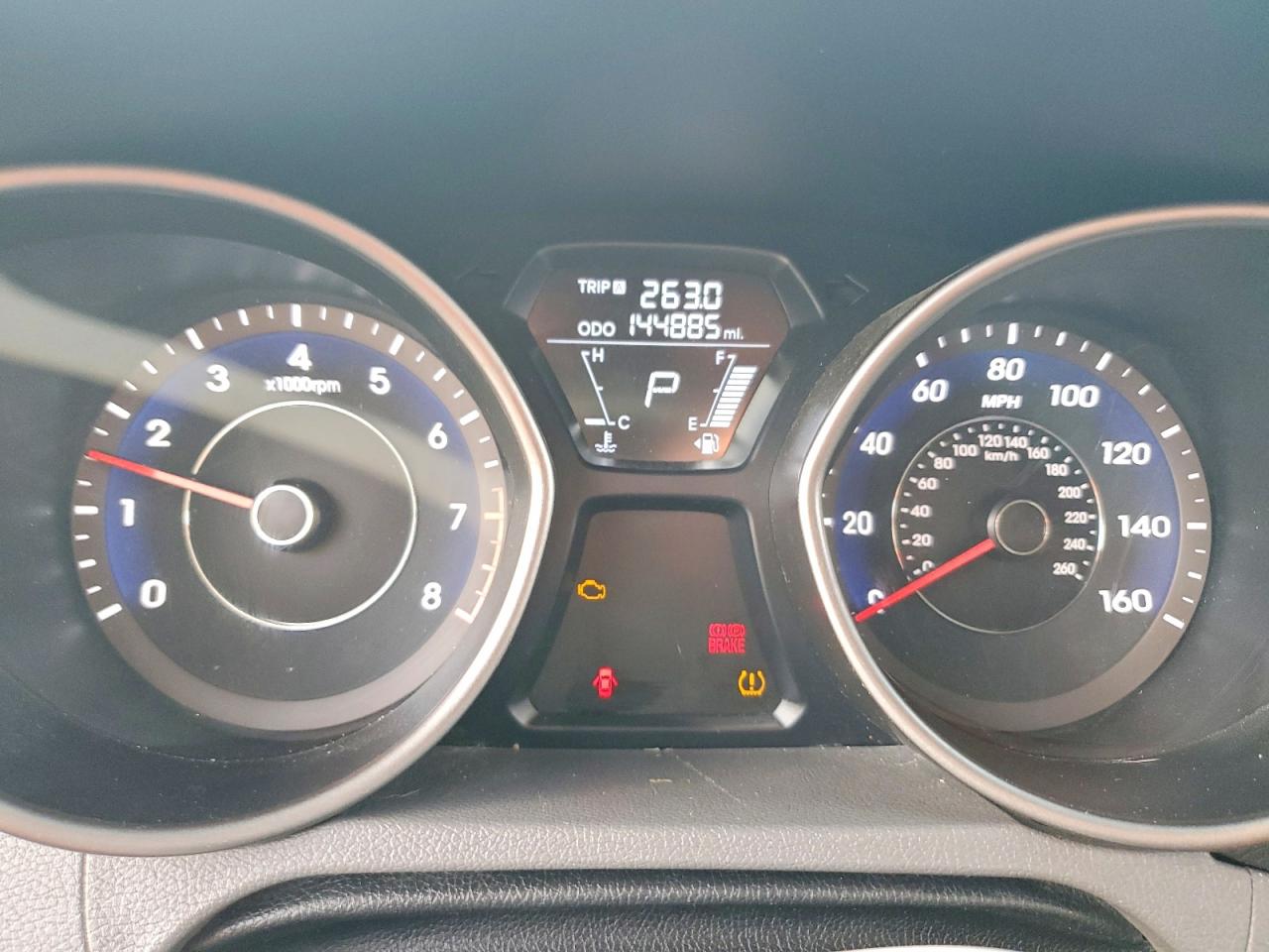 2011 HYUNDAI ELANTRA