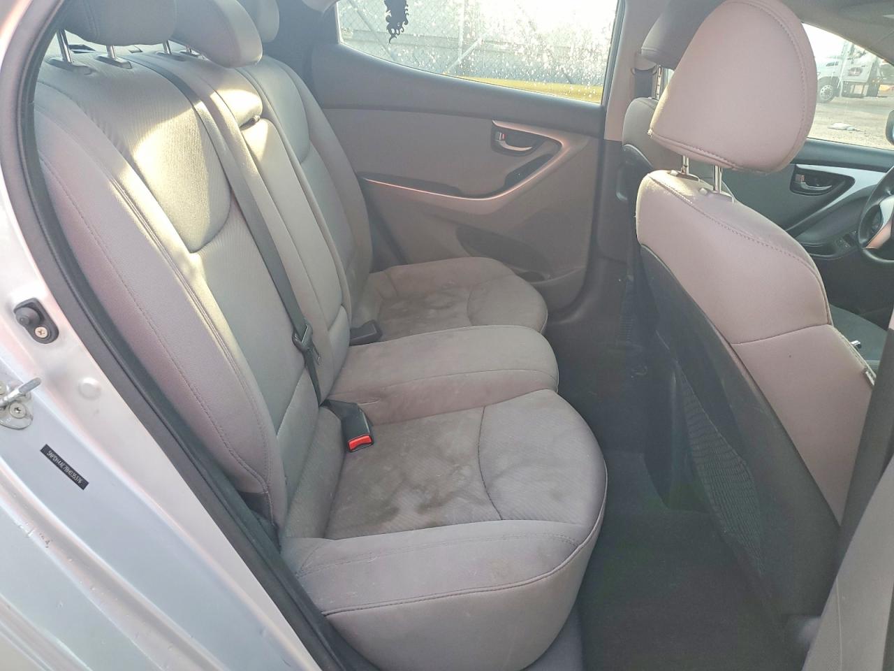2011 HYUNDAI ELANTRA