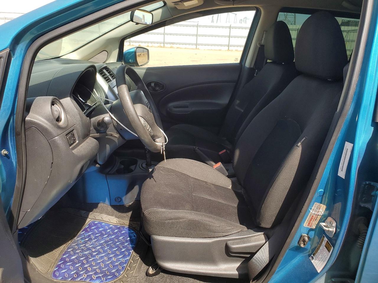 2016 NISSAN VERSA