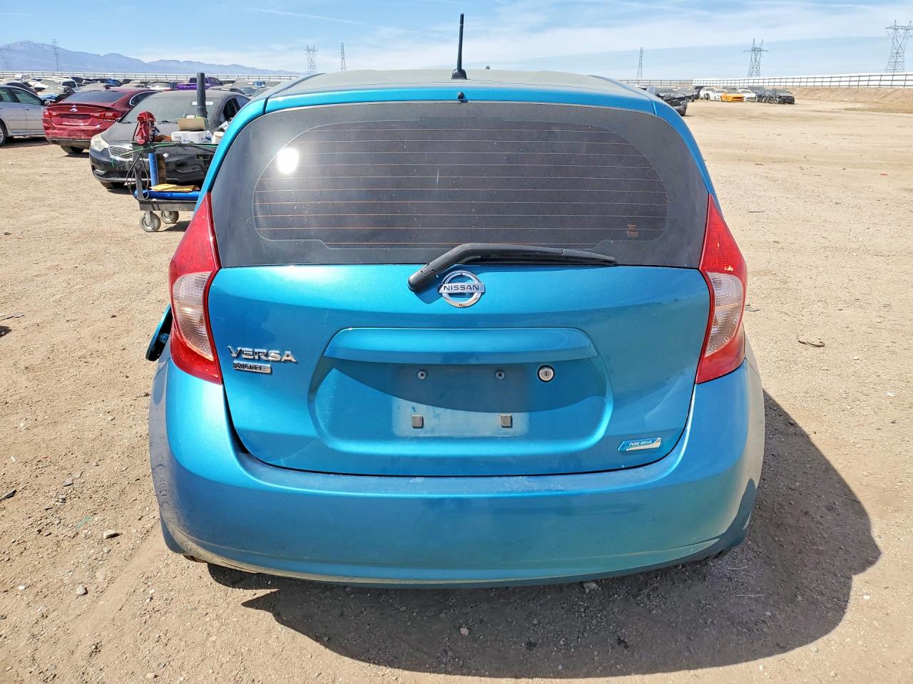 2016 NISSAN VERSA