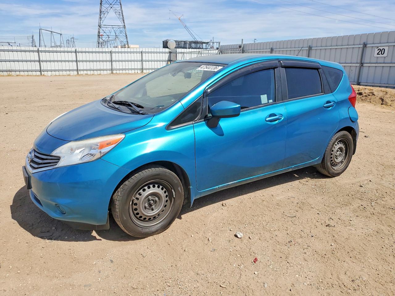 2016 NISSAN VERSA