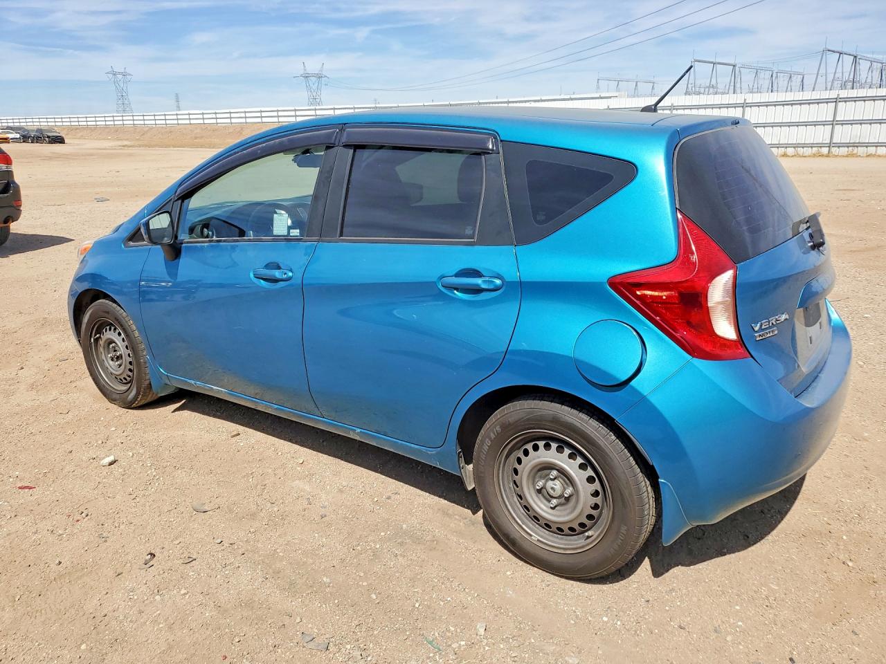 2016 NISSAN VERSA