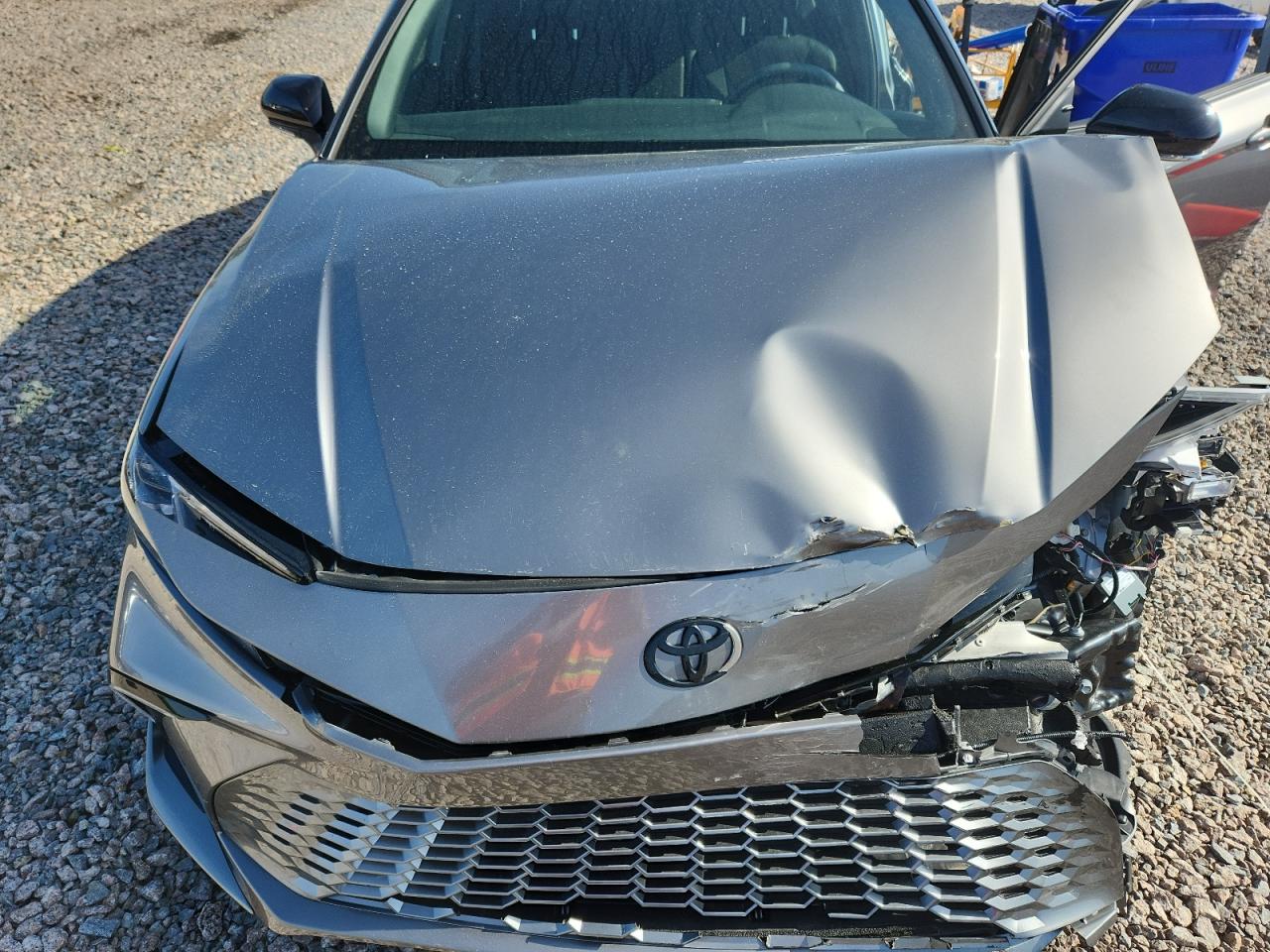 2025 TOYOTA CAMRY