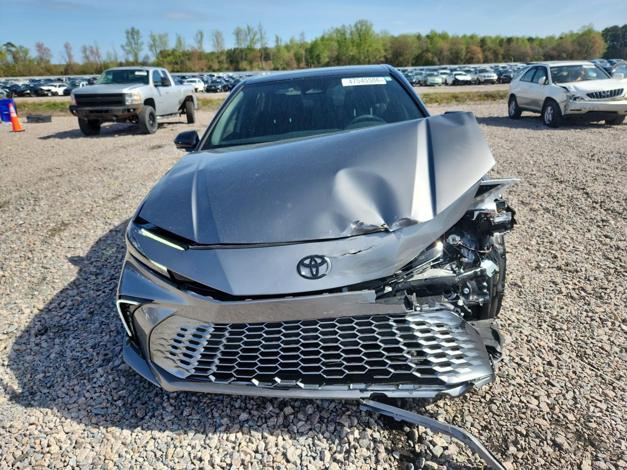 2025 TOYOTA CAMRY