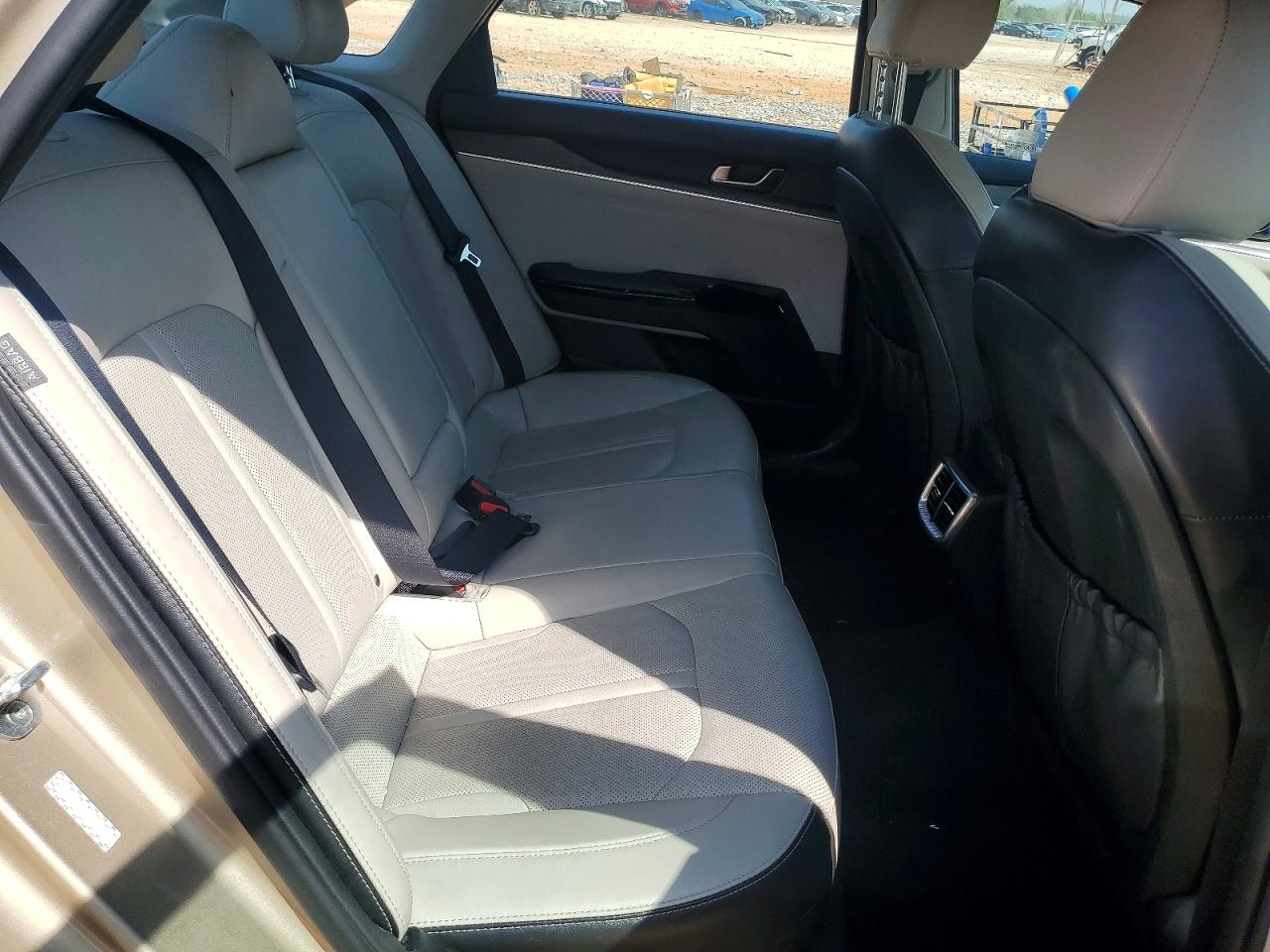 2021 KIA K5